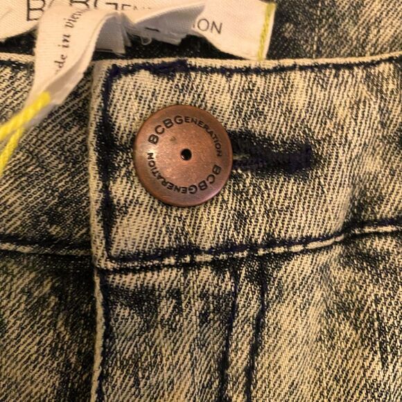 Sexy BCBG The Jackson juniors yellow acid washed denim short shorts NWT size 24 - Picture 12 of 13